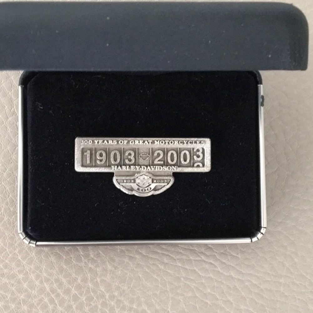 H-D 100th ST.SILVER ODOMETER PIN